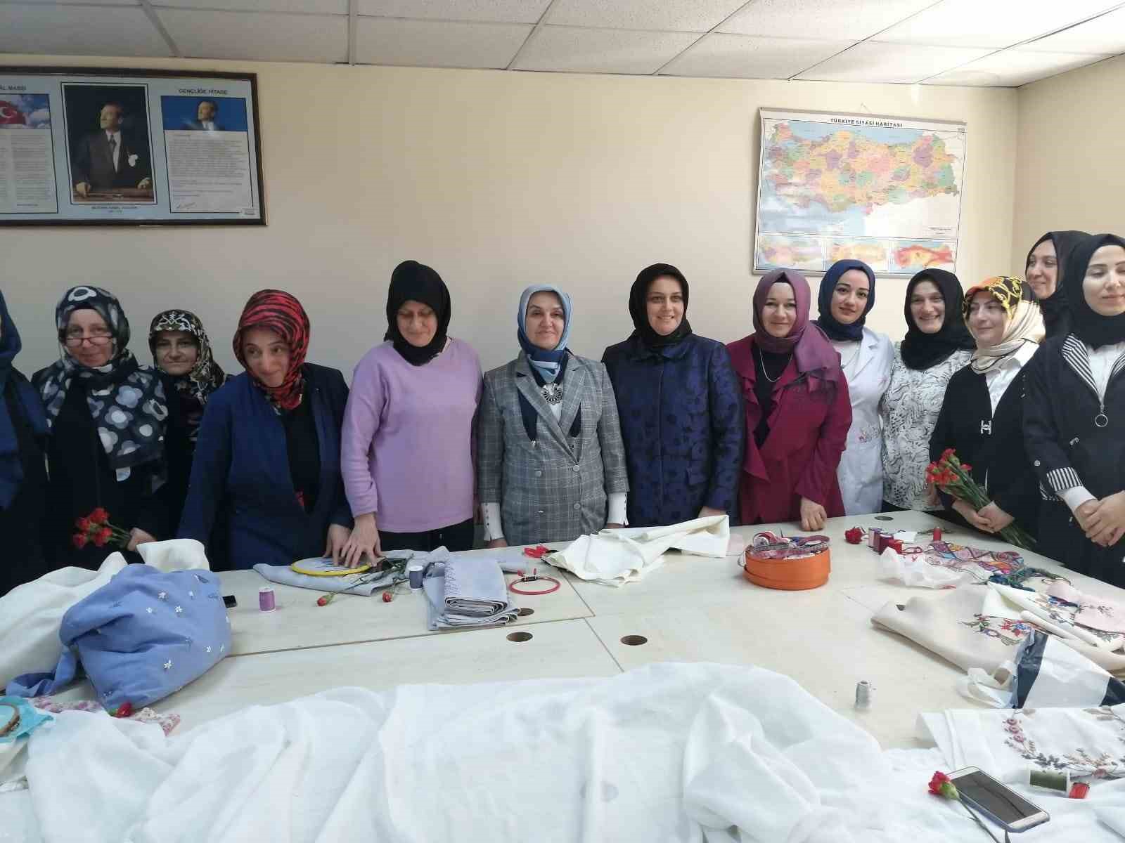 AK Parti İstanbul milletvekili adayları sahada