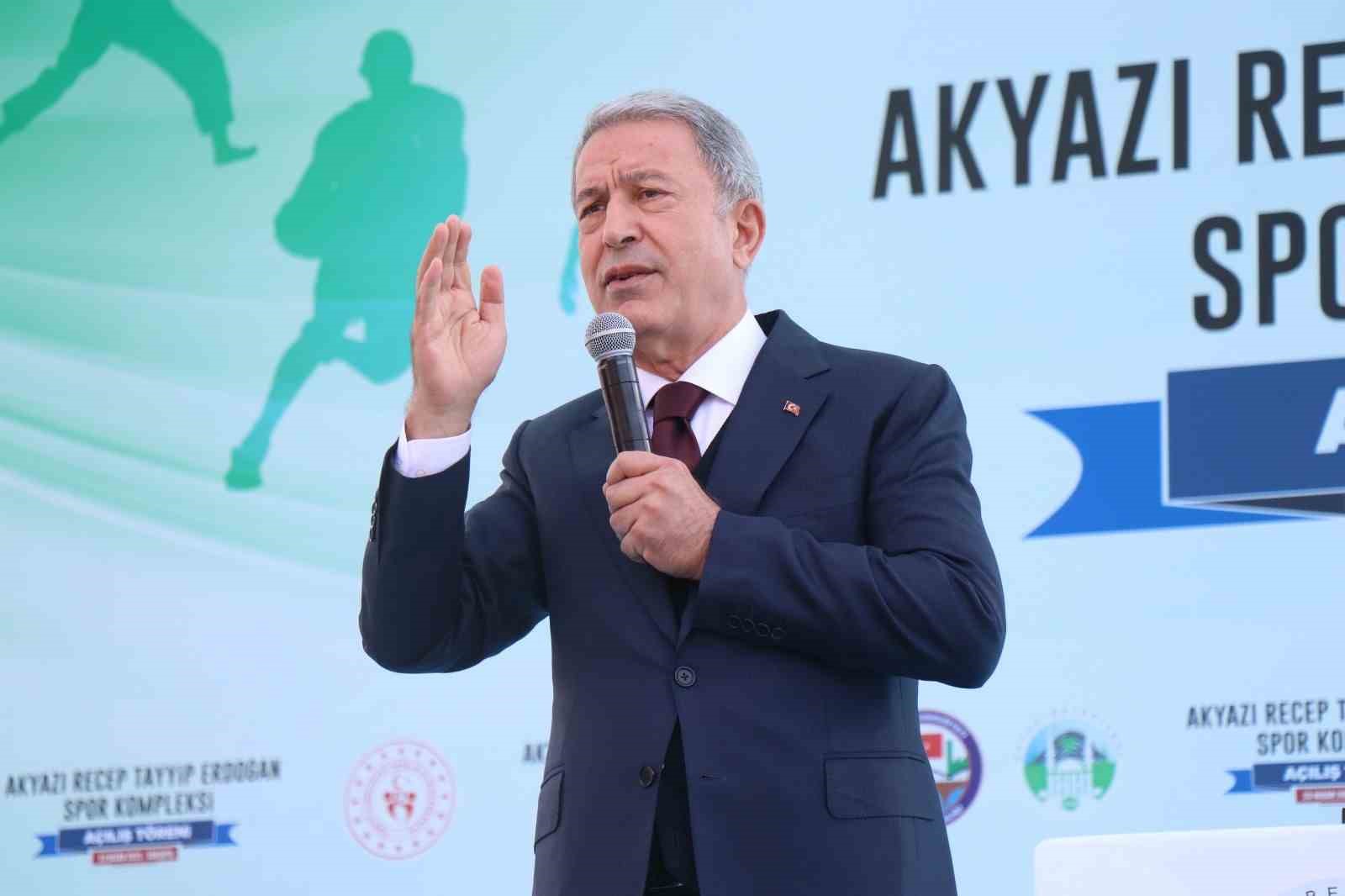 Bakan Akar: “Otobüsün ön tarafına PKK’lılar binmiş, YPG’liler binmiş, ortasında HDP var” Bakan Akar: “Otobüsün ön tarafına PKK’lılar binmiş, YPG’liler binmiş, ortasında HDP var”