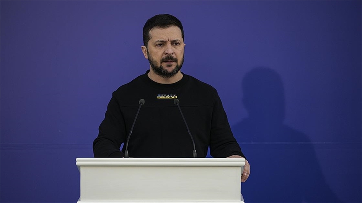 Zelenskiy: Kırım’ı tekrar Ukrayna kontrolüne almakta başarılı olacağımıza inanıyorum