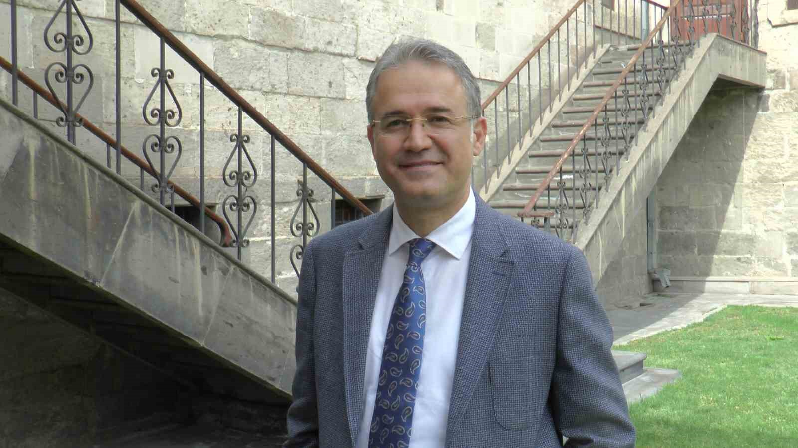 3 kişiden biri hipertansiyon hastası olduğunun farkında değil 3 kişiden biri hipertansiyon hastası olduğunun farkında değil