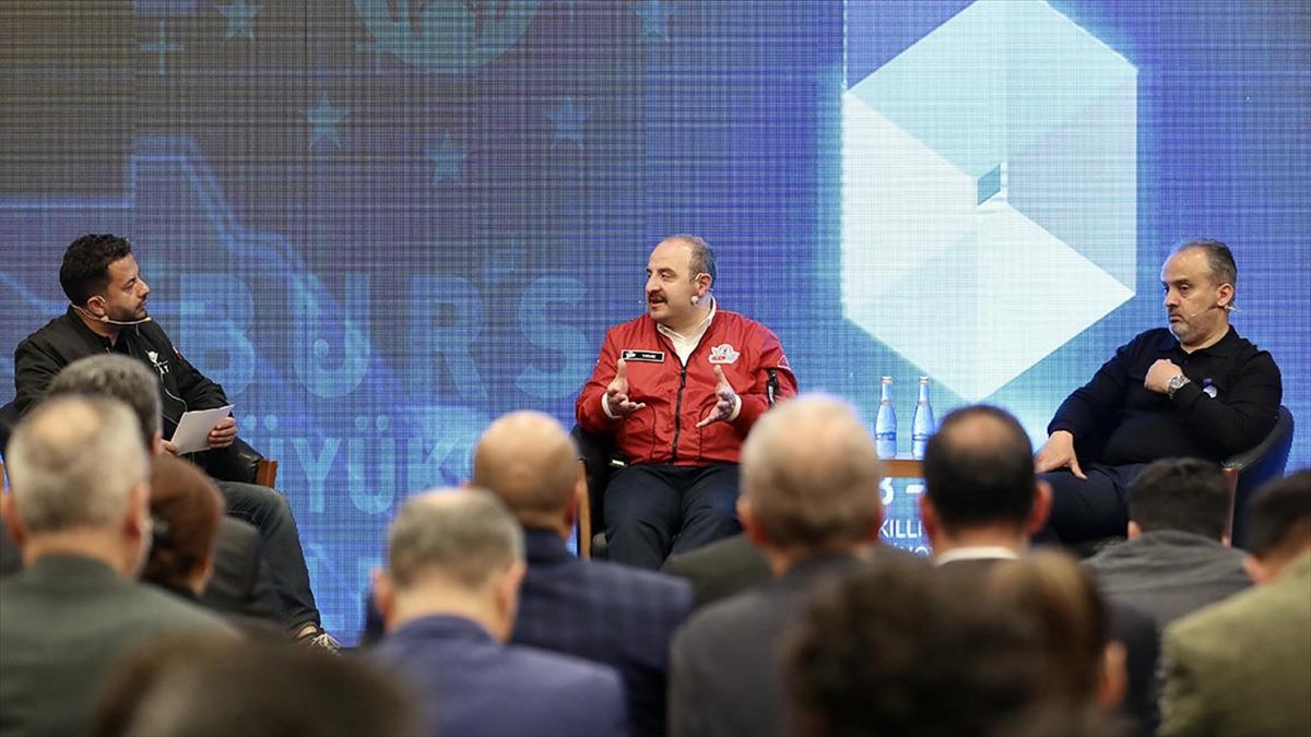 Bakan Varank: İnovasyonun hamisi bir bakanlık olarak elbette biz de akıllı şehirciliği çok önemsiyoruz