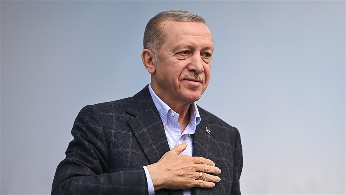Cumhurbaşkanı Erdoğan’dan 1 Mayıs paylaşımı