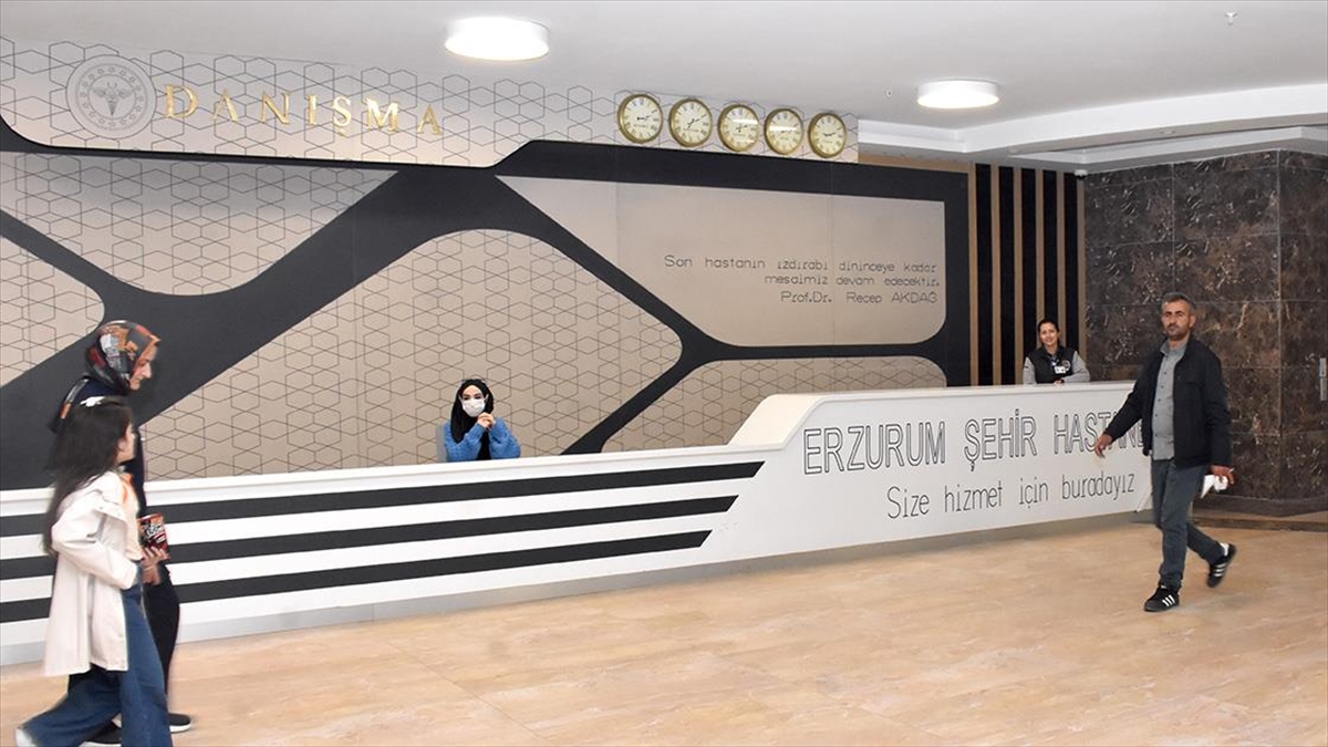 Erzurum Şehir Hastanesi bölgenin ve komşu ülkelerin “sağlık üssü” oldu