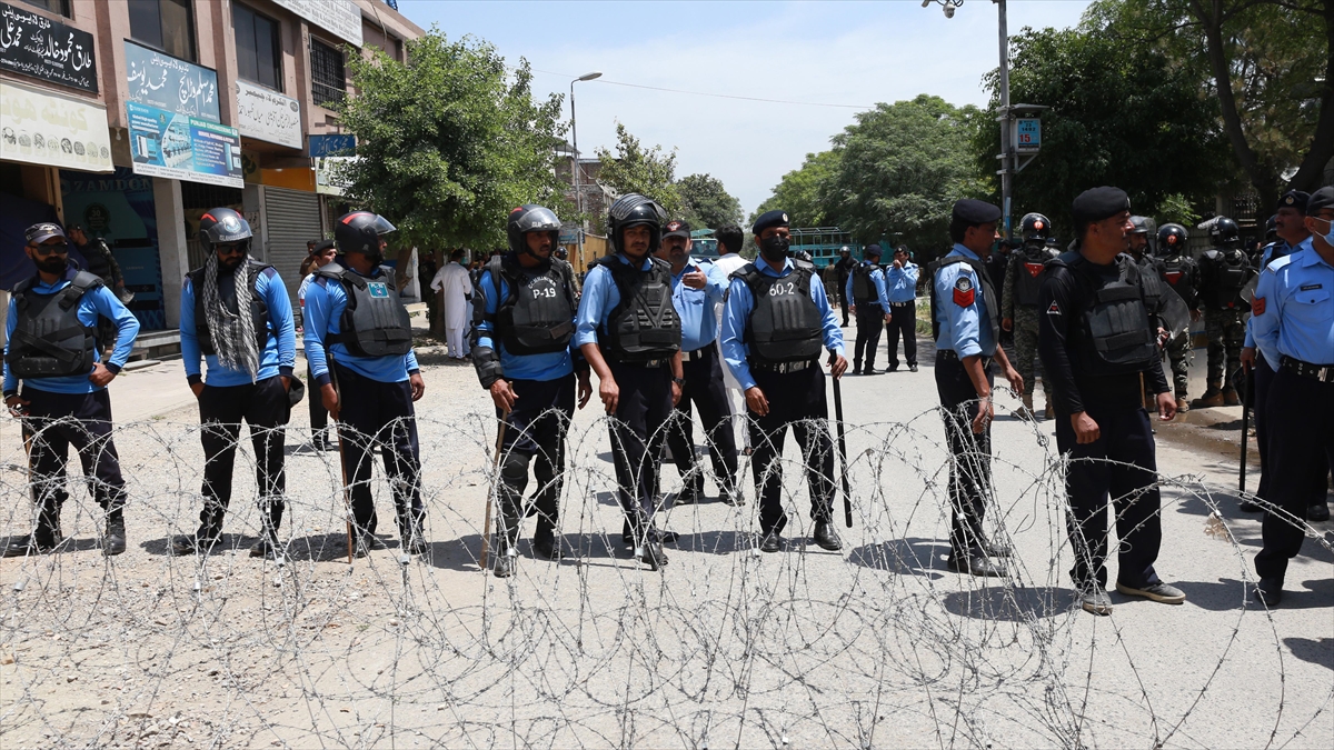 Pakistan’da internet kısıtlaması, günlük 5-6 milyon dolar kayba yol açıyor