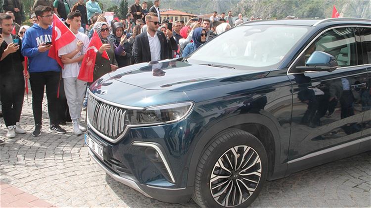 Türkiye’nin yerli otomobili Togg Amasya’da tanıtıldı