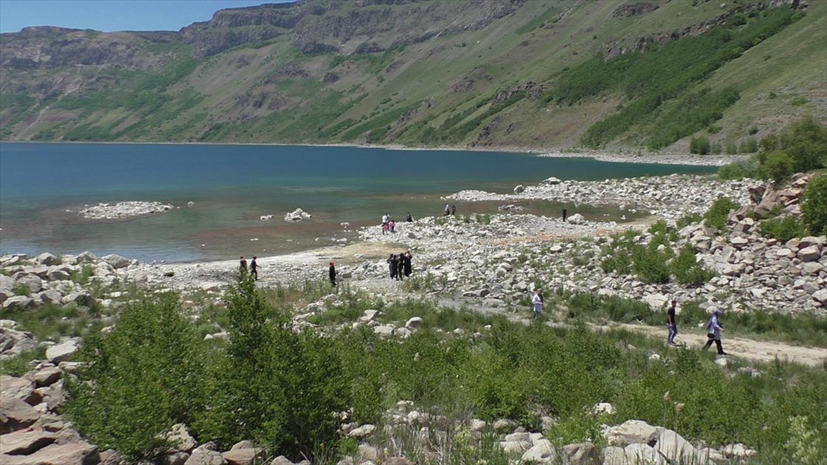 Bitlis’teki Nemrut Kalderası ve Krater Gölü için “Nemrut Eylem Planı” başlatılıyor Bitlis’teki Nemrut Kalderası ve Krater Gölü için “Nemrut Eylem Planı” başlatılıyor