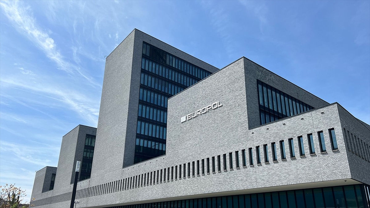 Europol’ün terör raporu: PKK, Avrupa’da propaganda için para toplamaya devam etti Europol’ün terör raporu: PKK, Avrupa’da propaganda için para toplamaya devam etti