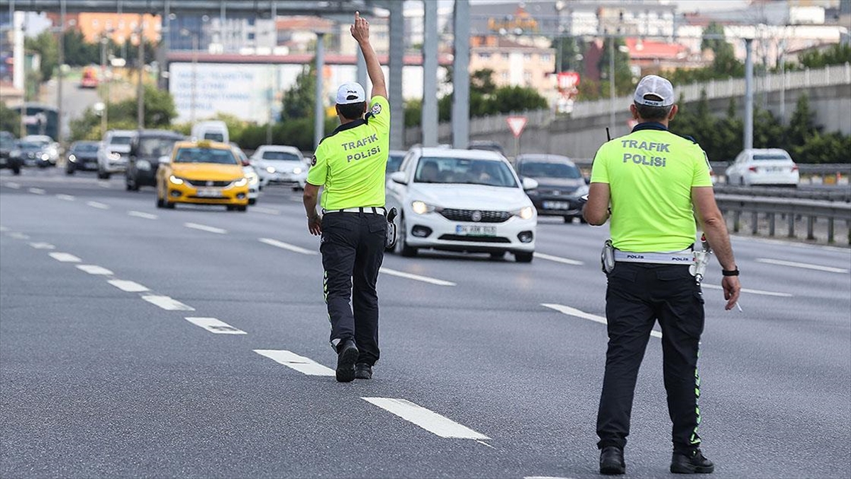 İstanbul’da Şampiyonlar Ligi finali için bazı yollar trafiğe kapatılacak İstanbul’da Şampiyonlar Ligi finali için bazı yollar trafiğe kapatılacak
