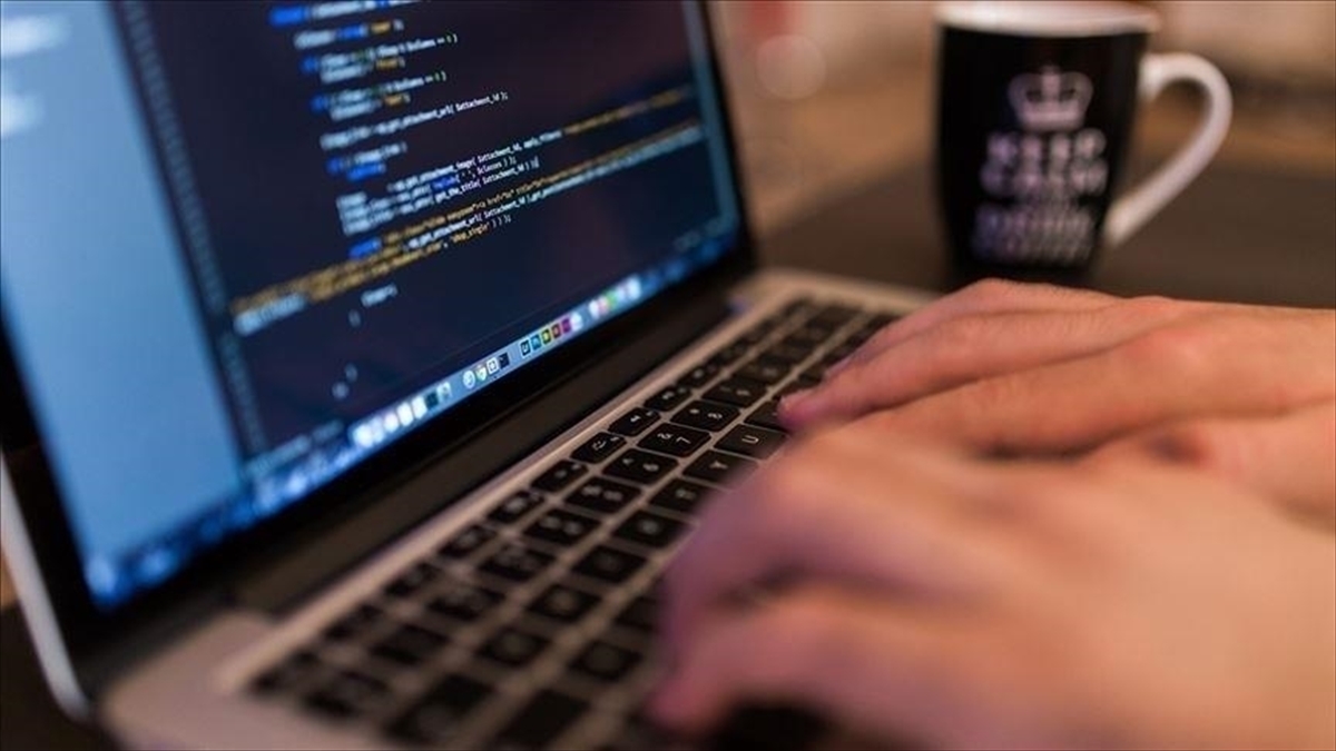 Kanada devlet kurumlarına 2022’de günde 6 milyardan fazla siber saldırı düzenlendi Kanada devlet kurumlarına 2022’de günde 6 milyardan fazla siber saldırı düzenlendi