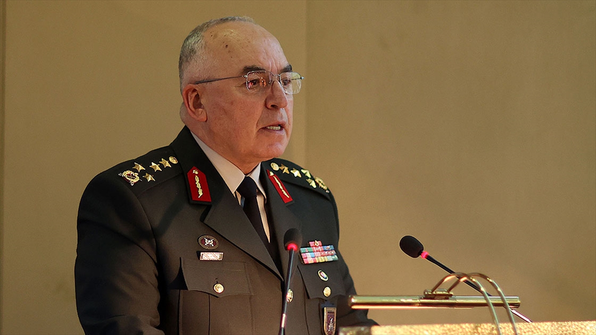 Kara Kuvvetleri Komutanı Orgeneral Avsever, Genelkurmay Başkanı olarak görevlendirildi Kara Kuvvetleri Komutanı Orgeneral Avsever, Genelkurmay Başkanı olarak görevlendirildi