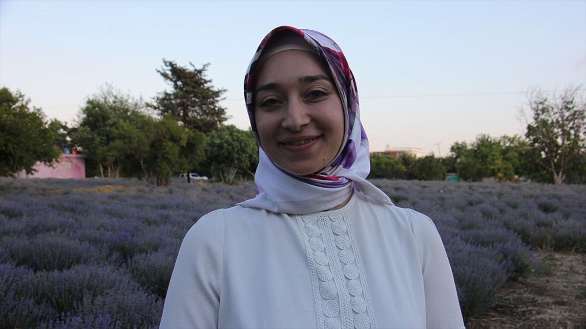 Kilisli kadın girişimci lavantadan elde ettiği ürünleri kendi markasıyla pazarlıyor Kilisli kadın girişimci lavantadan elde ettiği ürünleri kendi markasıyla pazarlıyor