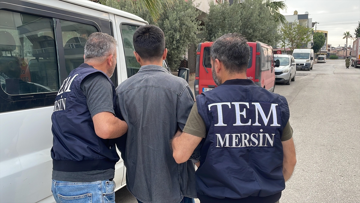 Mersin’de 28 FETÖ şüphelisinin yakalanmasına yönelik operasyon başlatıldı Mersin’de 28 FETÖ şüphelisinin yakalanmasına yönelik operasyon başlatıldı