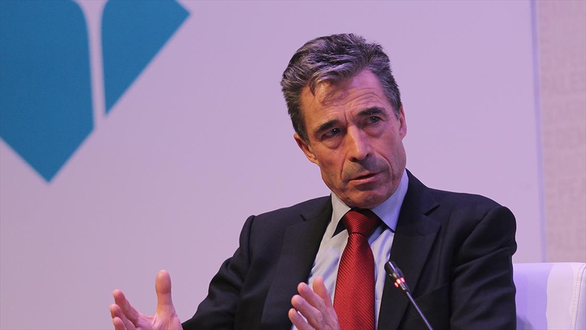 Rasmussen, bazı Doğu Avrupa ülkelerinin Ukrayna’ya asker gönderebileceğini söyledi