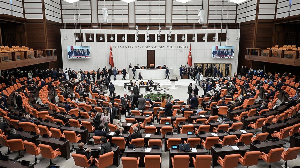 TBMM’de, Başkanlık Divanı ve ihtisas komisyonu üyeleri belirlenecek TBMM’de, Başkanlık Divanı ve ihtisas komisyonu üyeleri belirlenecek