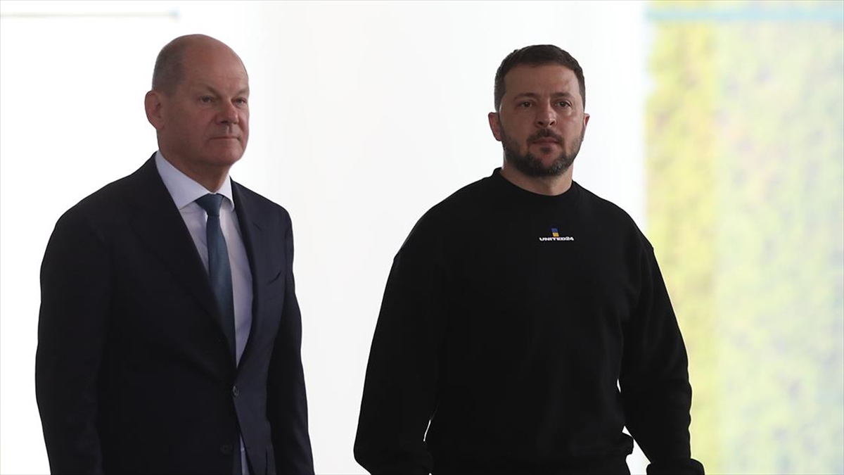 Almanya Başbakanı Scholz, Zelenskiy ile Ukrayna’daki durumu görüştü