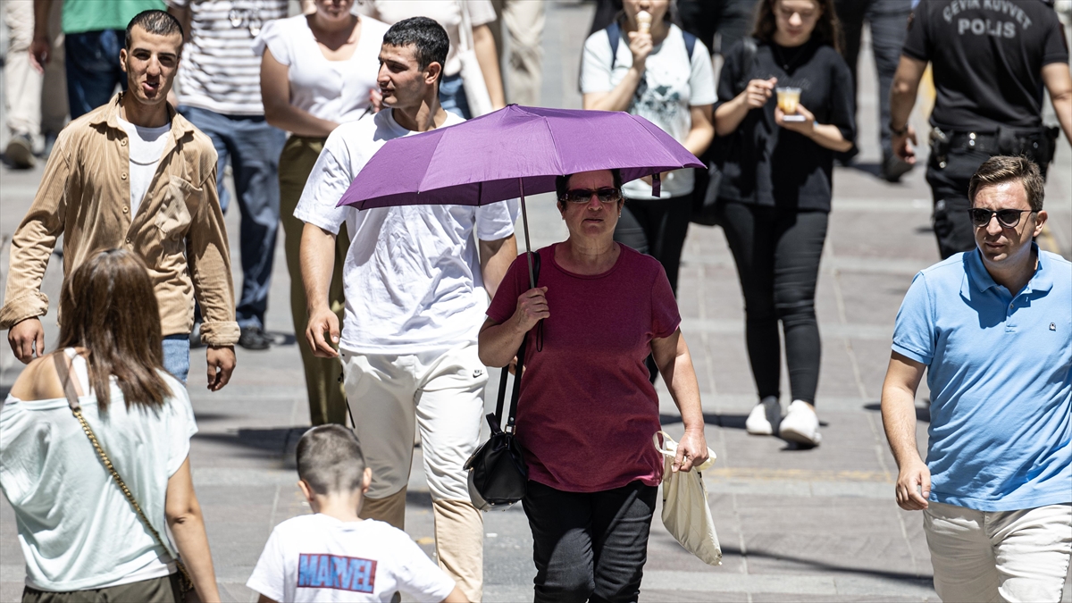 Ankara Valiliğinden “sıcak hava” uyarısı Ankara Valiliğinden “sıcak hava” uyarısı