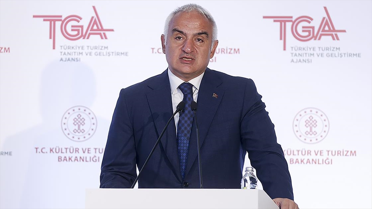 Bakan Ersoy: Son birkaç yıldır 200 ülkede tanıtım yapıyoruz Bakan Ersoy: Son birkaç yıldır 200 ülkede tanıtım yapıyoruz