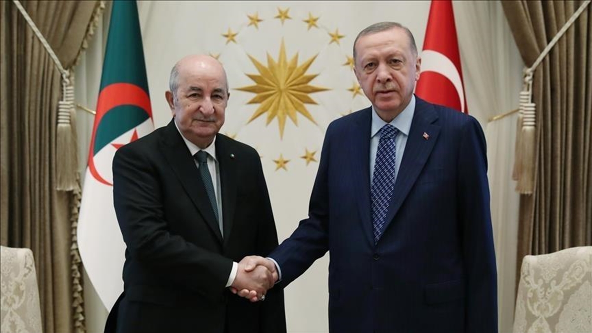 Cezayir Cumhurbaşkanı Tebbun, Türkiye’ye çalışma ziyaretinde bulunacak Cezayir Cumhurbaşkanı Tebbun, Türkiye’ye çalışma ziyaretinde bulunacak