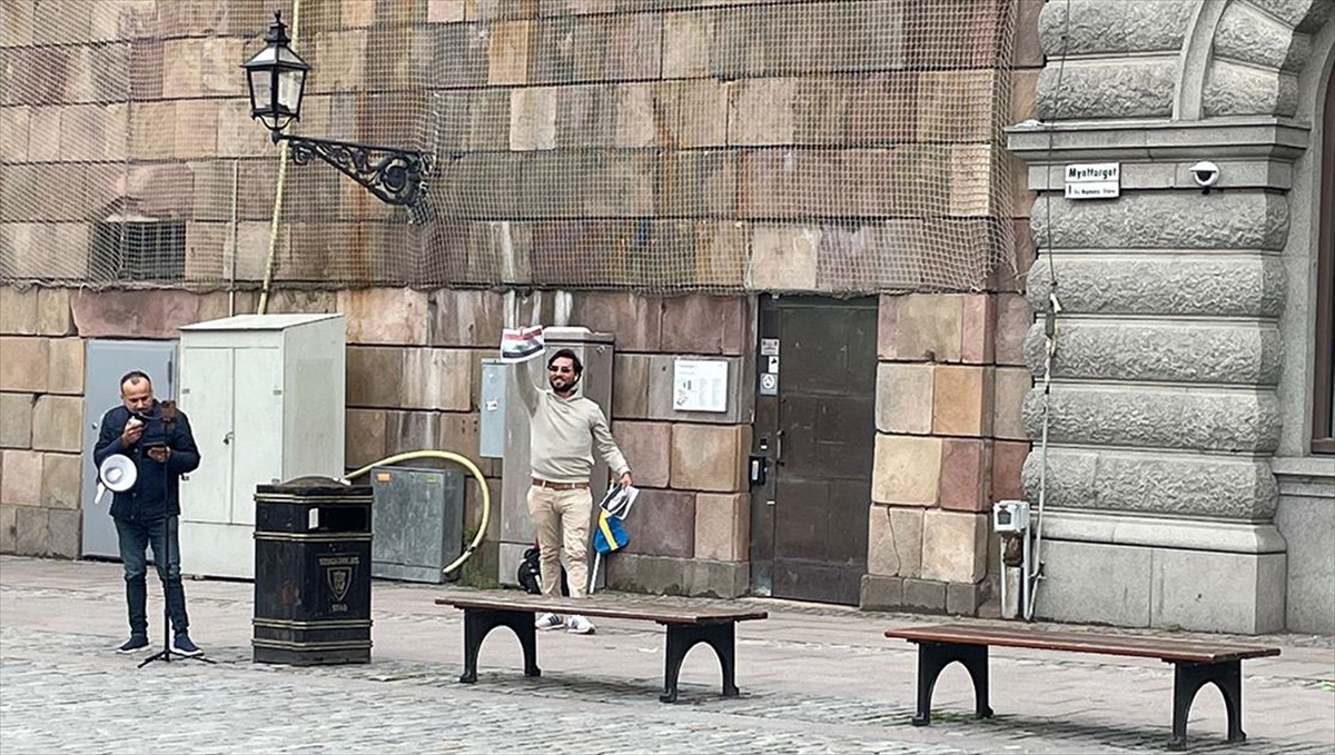 Danimarka ve İsveç’te Kur’an-ı Kerim’e yönelik yeni saldırılar düzenlendi Danimarka ve İsveç’te Kur’an-ı Kerim’e yönelik yeni saldırılar düzenlendi