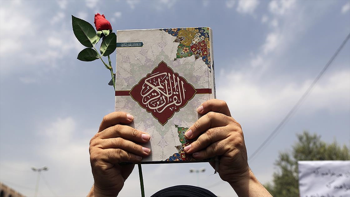 İslam ülkeleri Kur’an-ı Kerim’in yakılmasına izin veren İsveç’e tepkili İslam ülkeleri Kur’an-ı Kerim’in yakılmasına izin veren İsveç’e tepkili