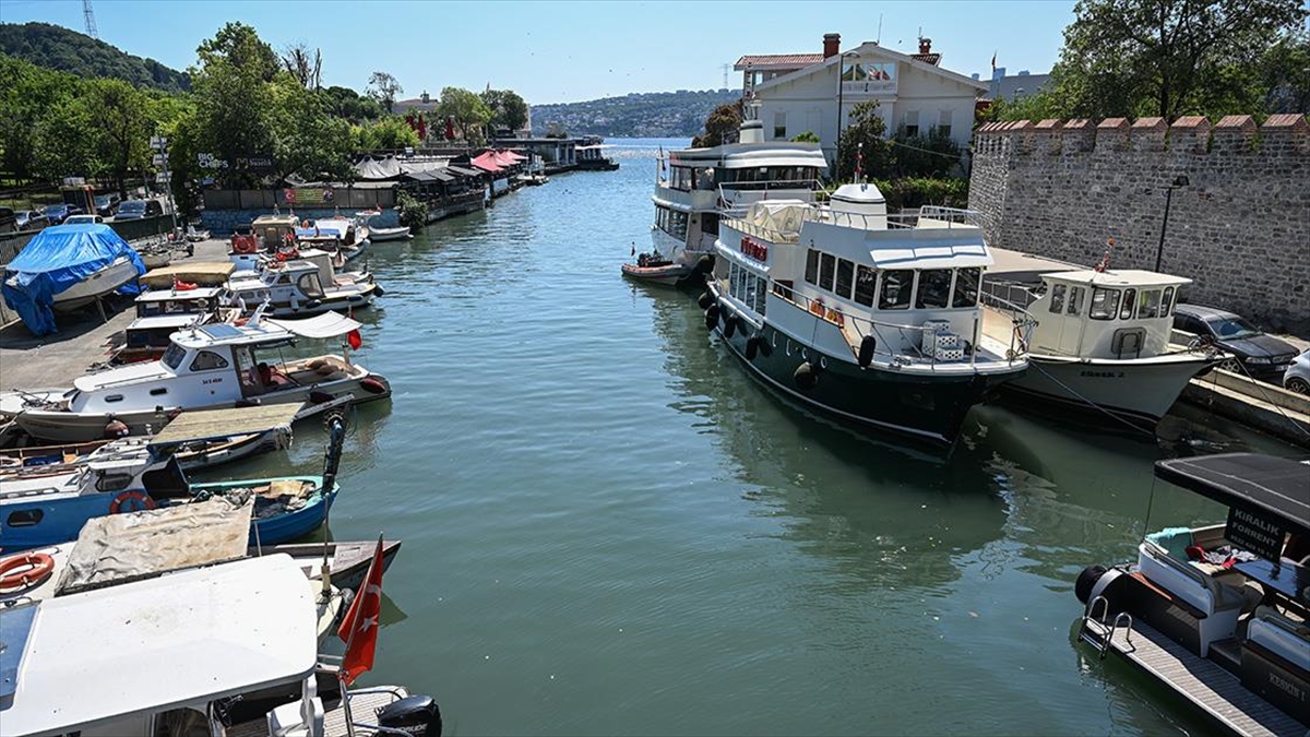 İstanbul’daki bazı dereler Boğaz’ı ve Marmara Denizi’ni kirletmeye devam ediyor İstanbul’daki bazı dereler Boğaz’ı ve Marmara Denizi’ni kirletmeye devam ediyor