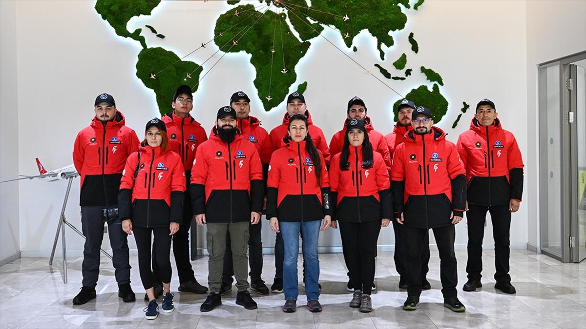 Üçüncü Arktik Bilimsel Araştırma Seferi başladı Üçüncü Arktik Bilimsel Araştırma Seferi başladı