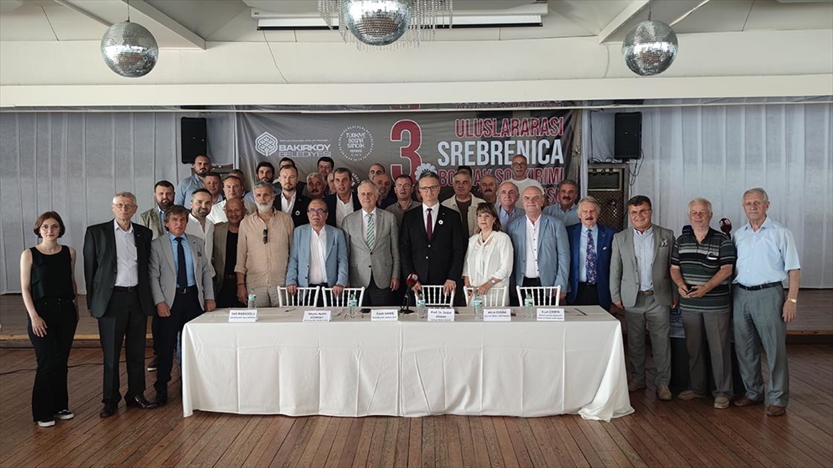 Uluslararası Srebrenitsa Boşnak Soykırımı Anma Koşusu’nun basın toplantısı yapıldı Uluslararası Srebrenitsa Boşnak Soykırımı Anma Koşusu’nun basın toplantısı yapıldı