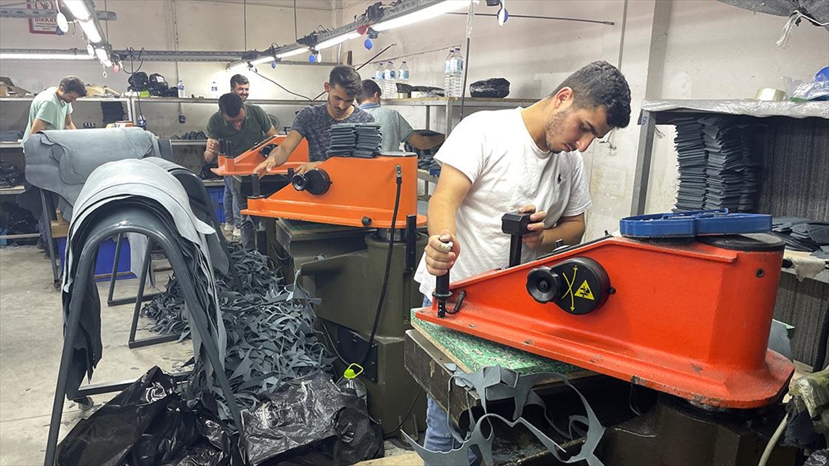 Bartın’da selden etkilenen sanayi sitesinde iş yerleri yeniden faaliyete başladı