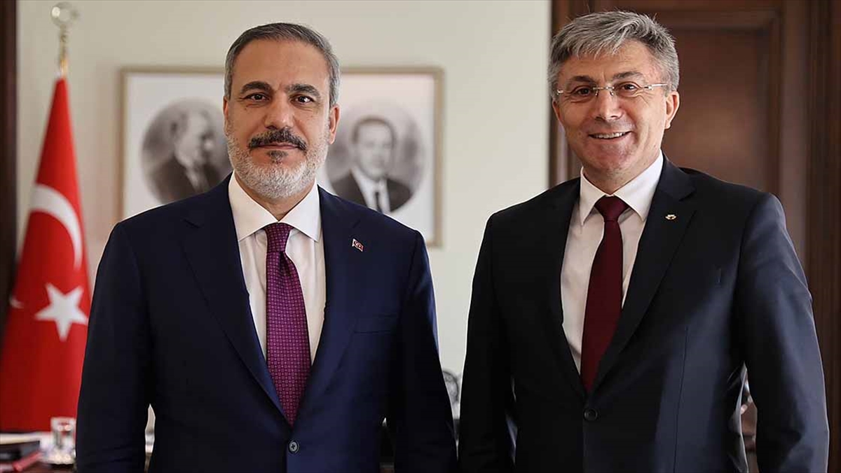 Dışişleri Bakanı Fidan, Bulgaristan HÖH Partisi Genel Başkanı Karadayı’yı ağırladı