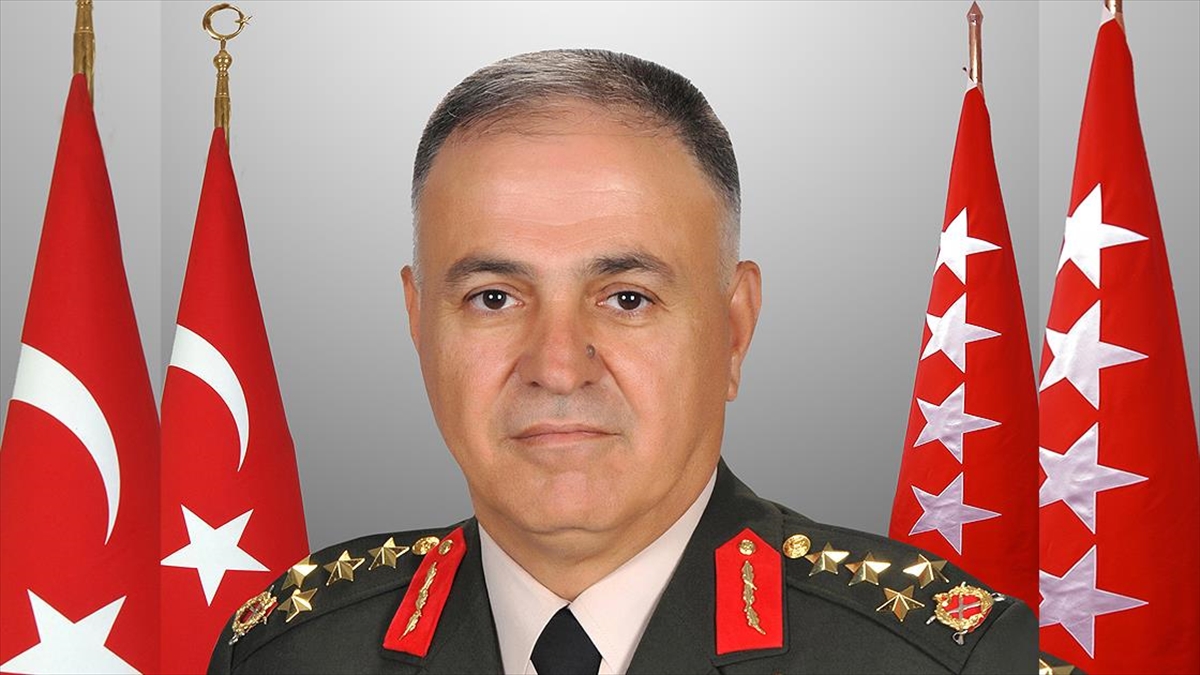 Genelkurmay Başkanlığına 2’nci Ordu Komutanı Orgeneral Metin Gürak atandı Genelkurmay Başkanlığına 2’nci Ordu Komutanı Orgeneral Metin Gürak atandı