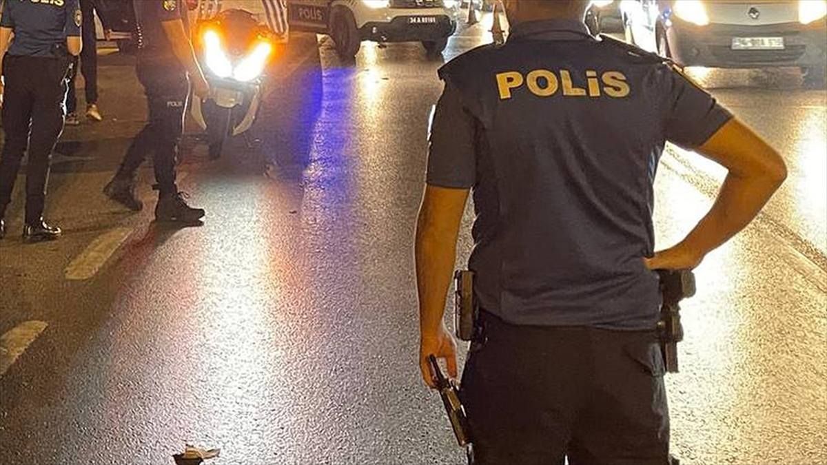 İstanbul’da 2 haftada çeşitli suçlardan aranan 960 kişi yakalandı