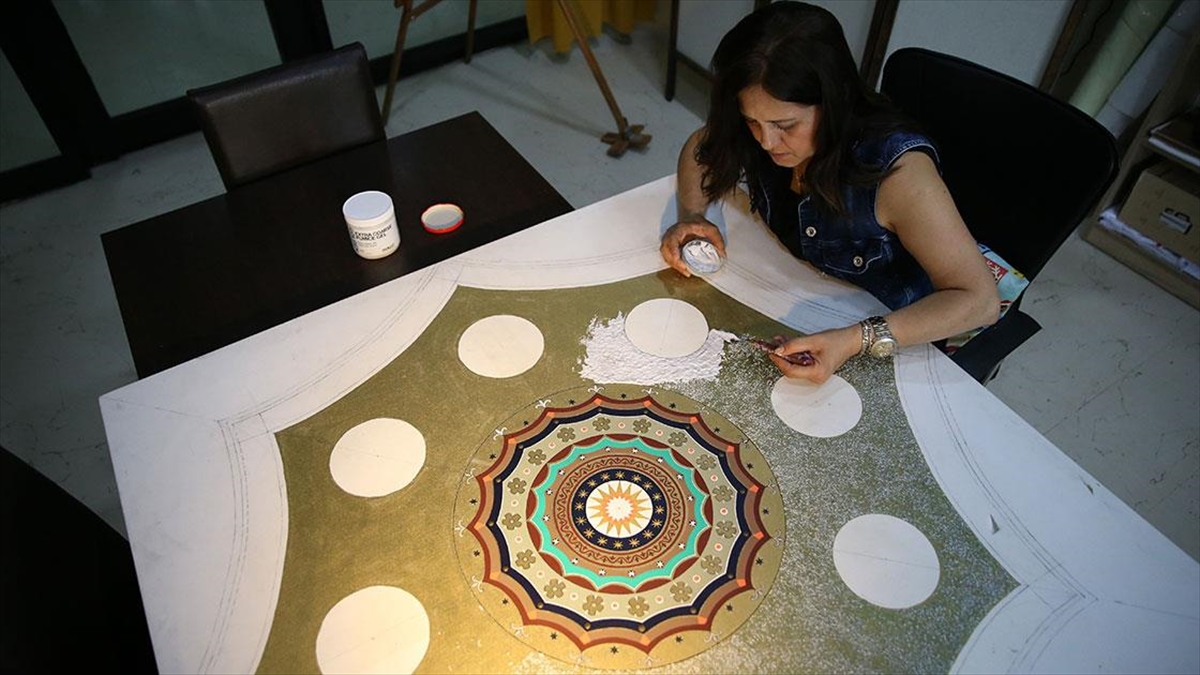 Mandala tutkusu girişimci ruhunu ortaya çıkardı Mandala tutkusu girişimci ruhunu ortaya çıkardı