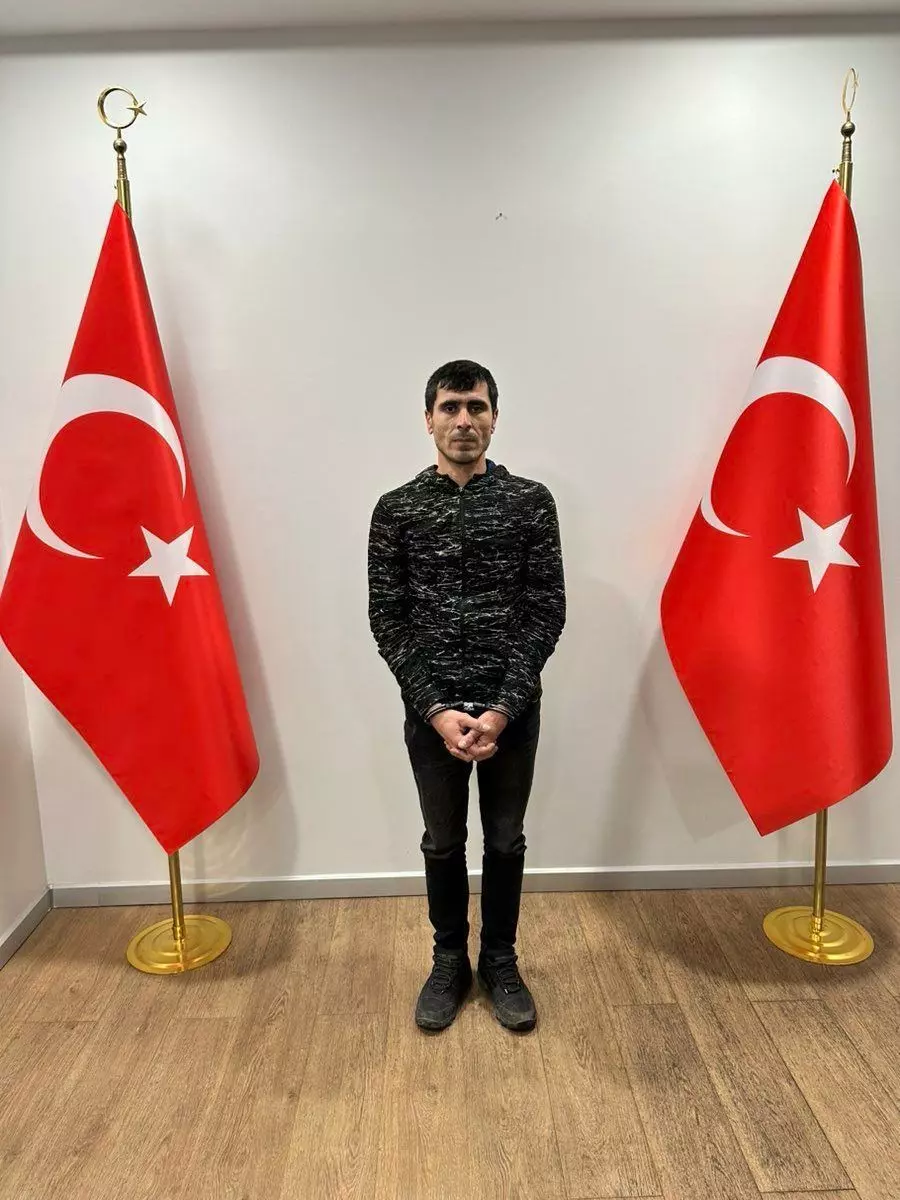 Son Dakika…. MİT’ten nefes kesen operasyon: Serhat Bal Türkiye’ye getirildi! Son Dakika…. MİT’ten nefes kesen operasyon: Serhat Bal Türkiye’ye getirildi!