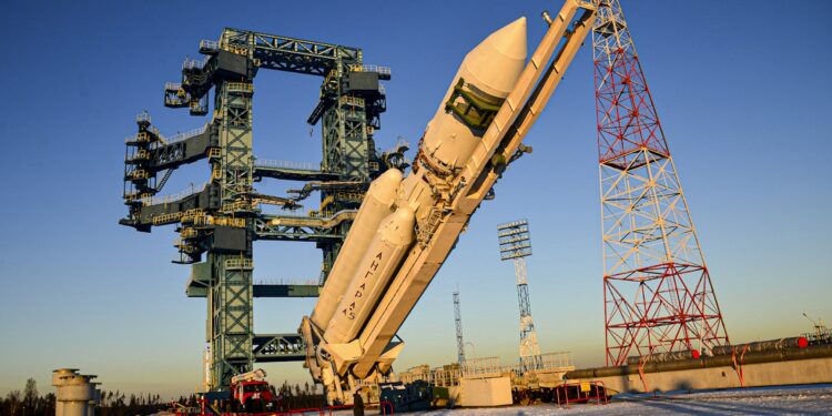 Angara-A5 uzay aracı Vostoçniy Uzay Üssü’nden fırlatıldı… Angara-A5 uzay aracı Vostoçniy Uzay Üssü’nden fırlatıldı…