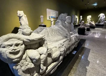 Antalya Müzesi, tanrılara ve imparatorlara kapılarını açtı