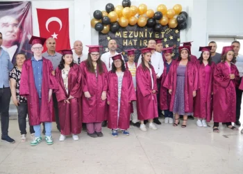 Engellilerin mutluluğuna ortak oldu