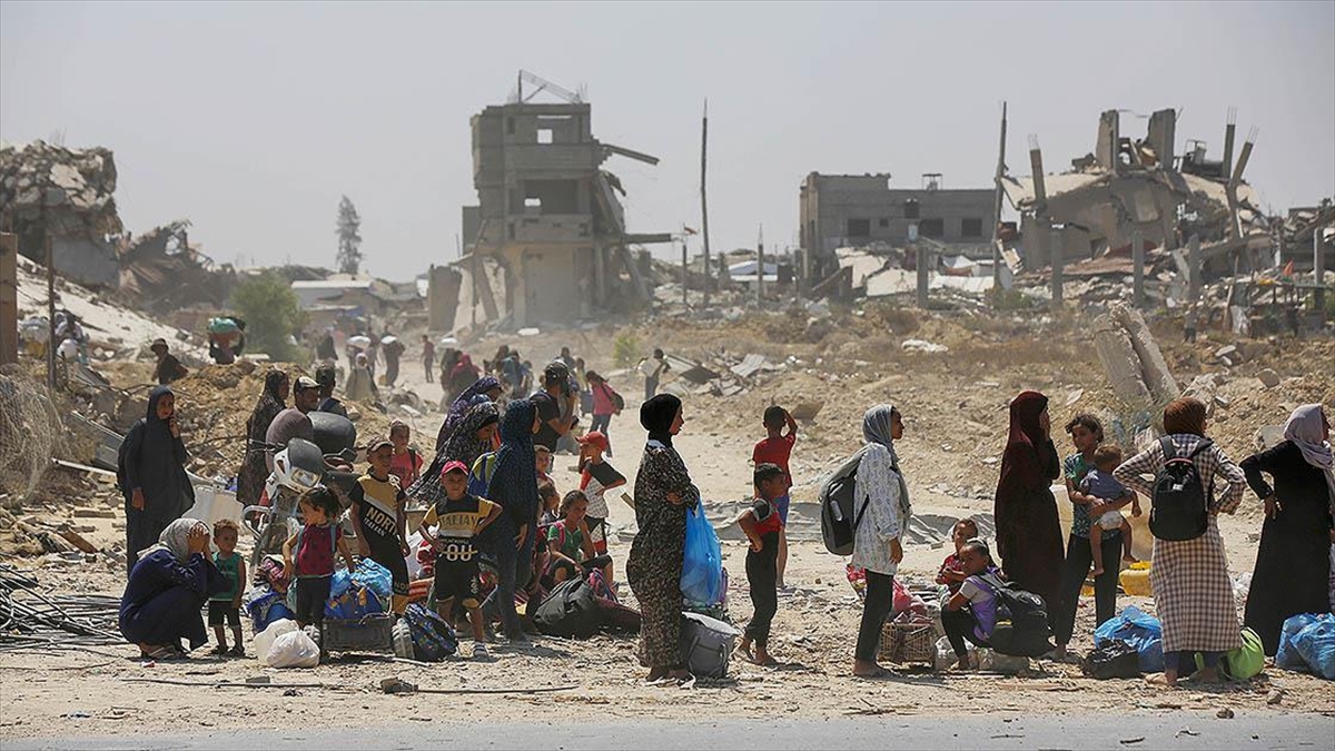 Hamas, İsrail’in “seri cinayetlerini” durdurmak için acil eylem çağrısında bulundu Hamas, İsrail’in “seri cinayetlerini” durdurmak için acil eylem çağrısında bulundu