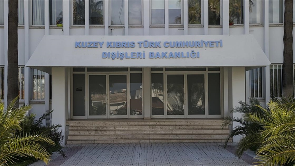 KKTC, ABD’nin Güney Kıbrıs Rum Yönetimi’ne savaş gemileri göndermesine tepki gösterdi KKTC, ABD’nin Güney Kıbrıs Rum Yönetimi’ne savaş gemileri göndermesine tepki gösterdi