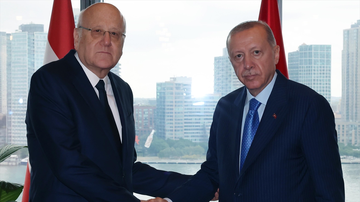 Cumhurbaşkanı Erdoğan: Türkiye, İsrail tarafından hedef alınan Lübnan’ın yanında Cumhurbaşkanı Erdoğan: Türkiye, İsrail tarafından hedef alınan Lübnan’ın yanında