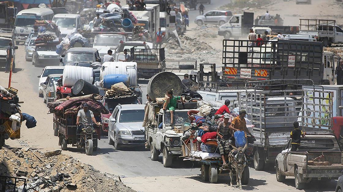 İsrail, Gazze’deki Filistinlileri zorla yerinden etmeyi sürdürüyor İsrail, Gazze’deki Filistinlileri zorla yerinden etmeyi sürdürüyor