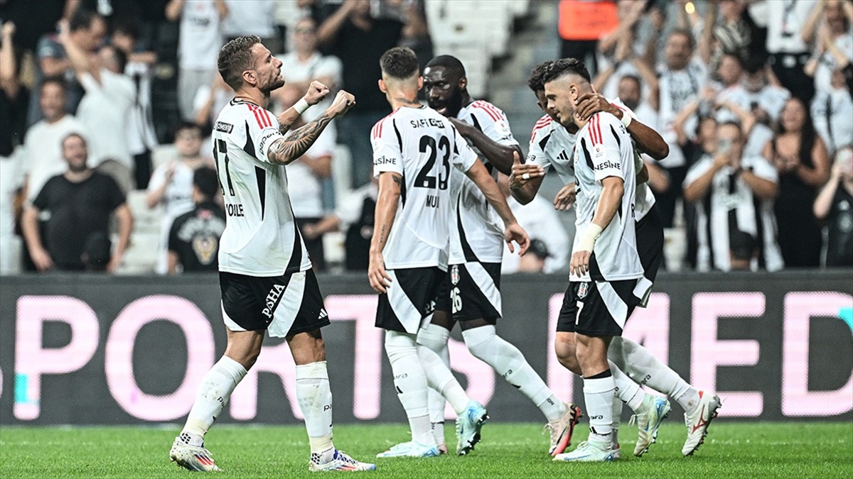 Beşiktaş, UEFA Avrupa Ligi’nde yarın Eintracht Frankfurt’u ağırlayacak Beşiktaş, UEFA Avrupa Ligi’nde yarın Eintracht Frankfurt’u ağırlayacak