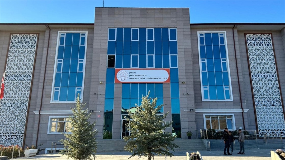 Mesleki eğitimde “ihtisaslaşmış” okullar hayata geçiriliyor Mesleki eğitimde “ihtisaslaşmış” okullar hayata geçiriliyor