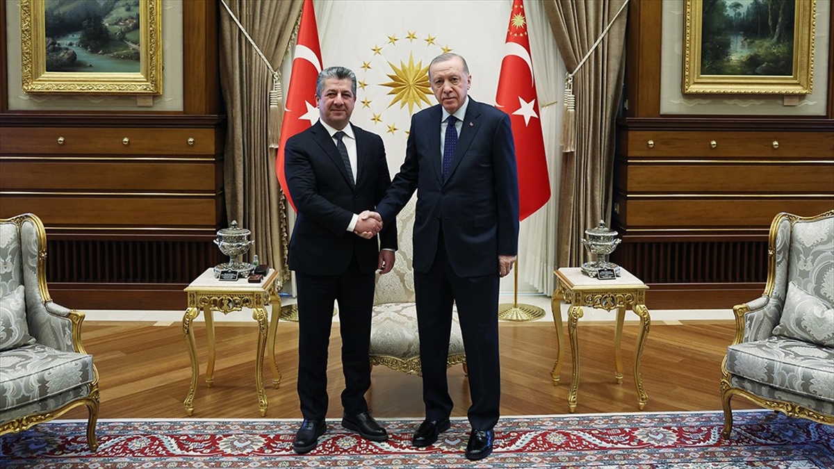 Cumhurbaşkanı Erdoğan, IKBY Başbakanı Barzani’yi kabul etti Cumhurbaşkanı Erdoğan, IKBY Başbakanı Barzani’yi kabul etti