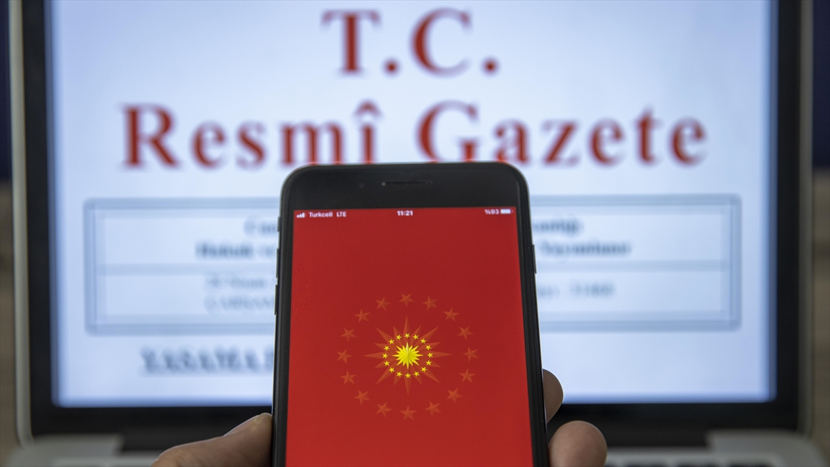 HSK’nin 268 hakim ve savcıyı kapsayan mazeret kararnamesi Resmi Gazete’de HSK’nin 268 hakim ve savcıyı kapsayan mazeret kararnamesi Resmi Gazete’de