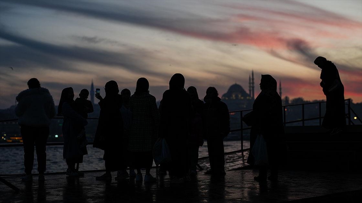 İstanbul 15,7 milyon nüfusuyla 131 ülkeden daha kalabalık