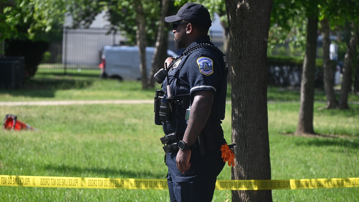 ABD’de parkta düzenlenen silahlı saldırıda 3’ü ağır 7 kişi yaralandı