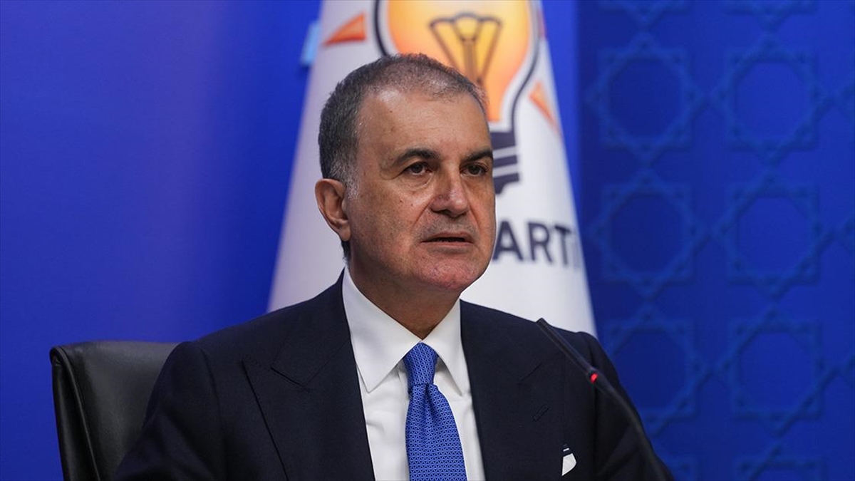 AK Parti Sözcüsü Çelik: Kim ne derse desin (Kıbrıs) Ada’da iki egemen devlet var AK Parti Sözcüsü Çelik: Kim ne derse desin (Kıbrıs) Ada’da iki egemen devlet var