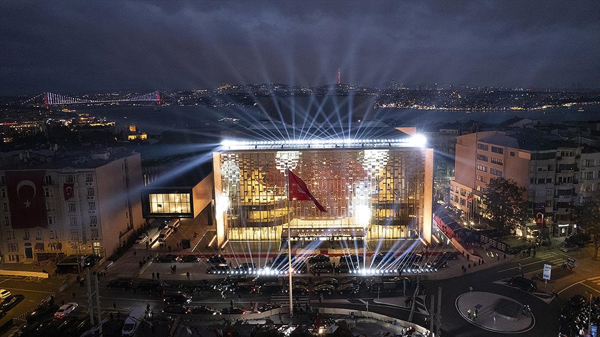 İstanbul’da bu hafta birçok etkinlik sanatseverlerle buluşacak İstanbul’da bu hafta birçok etkinlik sanatseverlerle buluşacak