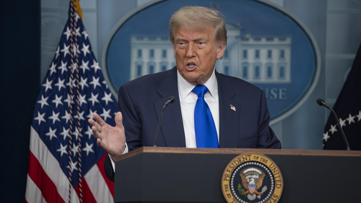 ABD Başkanı Trump, tarife mektuplarının dünya geneline bugün gönderilmeye başlanacağını belirtti