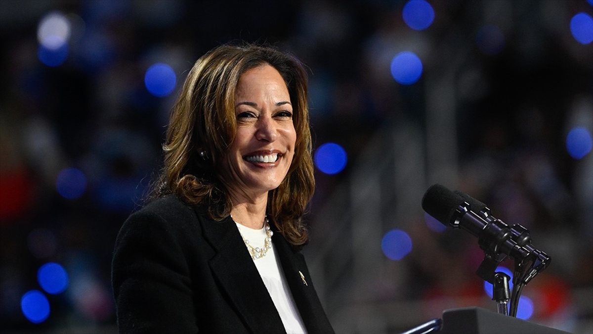 Eski ABD Başkan Yardımcısı Harris’ten 2028 başkanlık seçimlerinde “aday olabilirim” sinyali Eski ABD Başkan Yardımcısı Harris’ten 2028 başkanlık seçimlerinde “aday olabilirim” sinyali